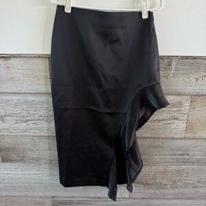 Express Black Asymmetrical ruffle side slit Skirt size 4 (E1) NWT